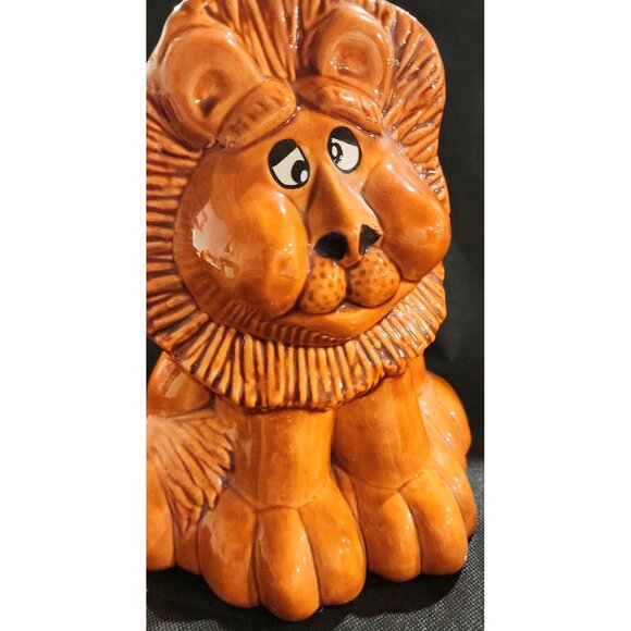 RARE Vintage Ceramic Lion Planter Vase Figurine 8" Kitsch Animal Eclectic - Picture 3 of 12